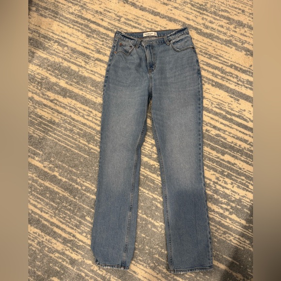 Abercrombie & Fitch Light Blue Denim 90s Slim Straight Ultra High Rise - Picture 1 of 4